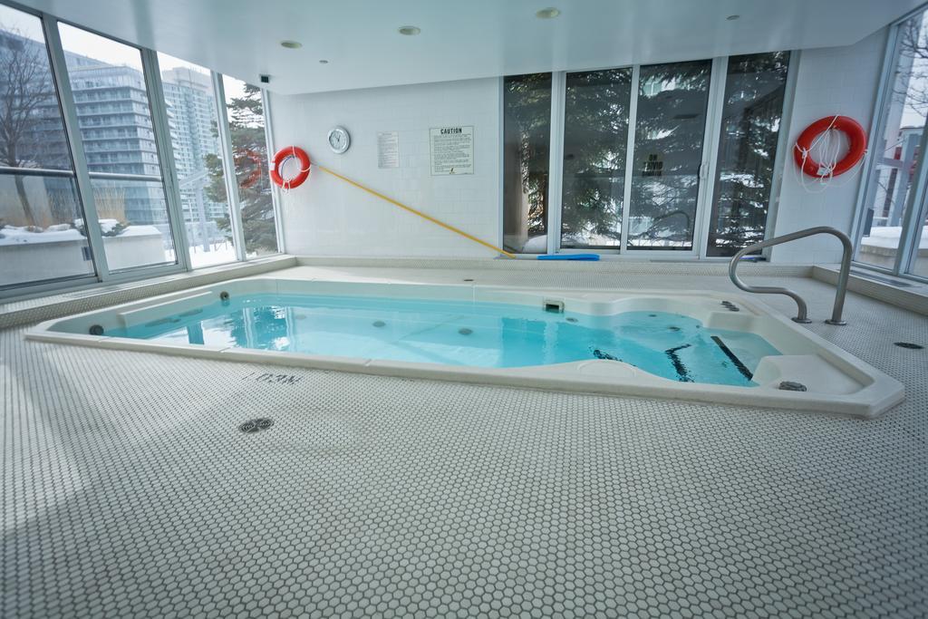 טורונטו Red Maple Suites - Icon מראה חיצוני תמונה