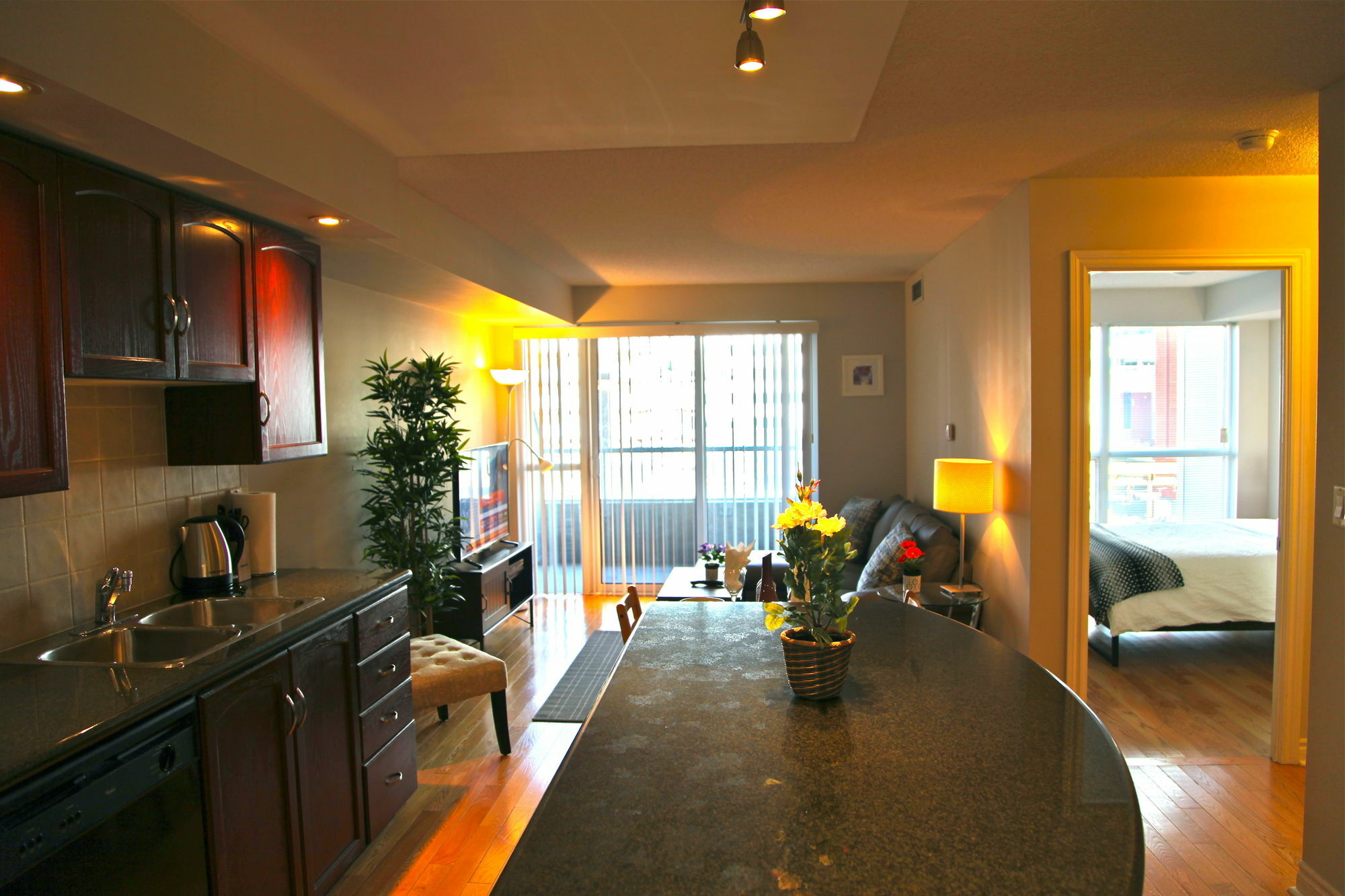 טורונטו Red Maple Suites - Icon מראה חיצוני תמונה
